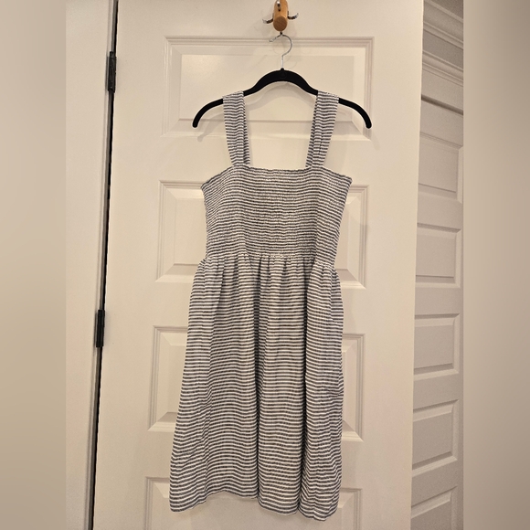 Madewell Texture & Thread Smocked Dress in Stripe - Picture 2 of 5